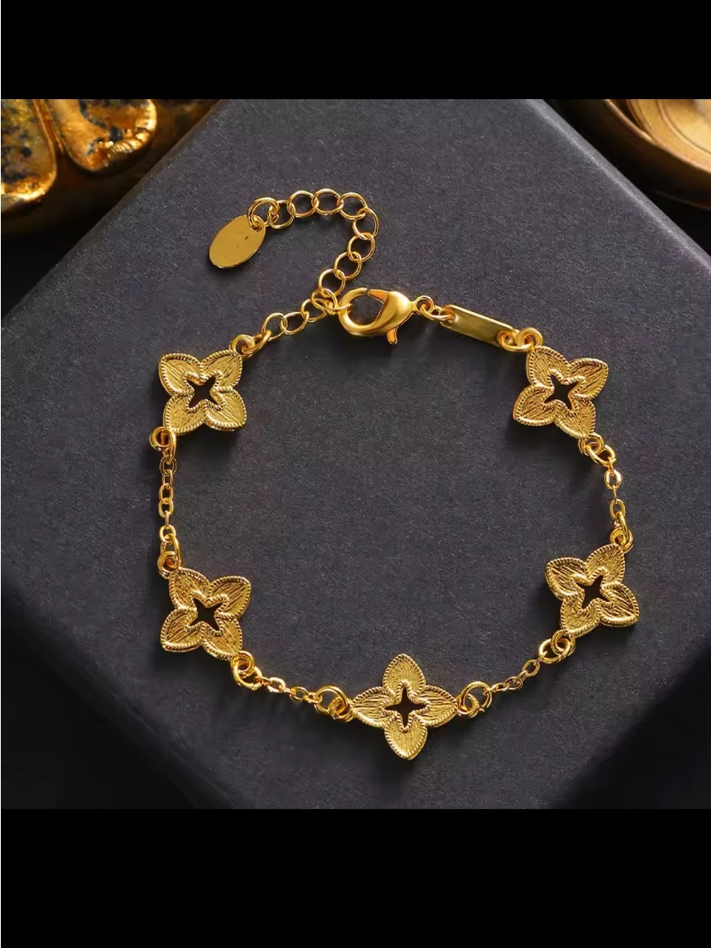 Gold Floral Link Bracelet for Women - Delicate Clover Motif